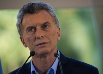 Argentina ultima una batería de medidas para estabilizar sus finanzas