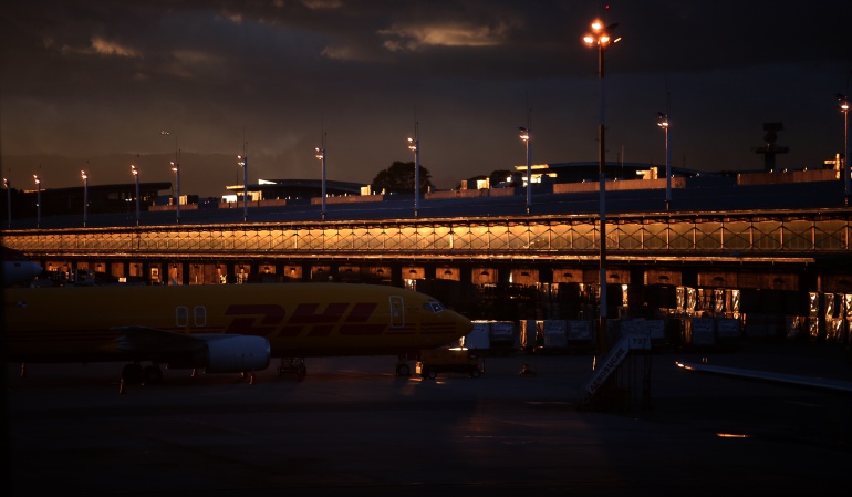 Servicios Aeropuerto el Dorado: Tormenta eléctrica genera restricción en El Dorado de Bogotá