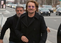 Bono recuperará la voz muy pronto y podrá completar la gira de U2
