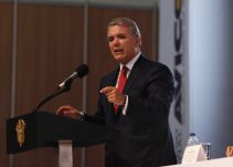 Duque propone eliminar impuestos a quienes generen empleo en el campo