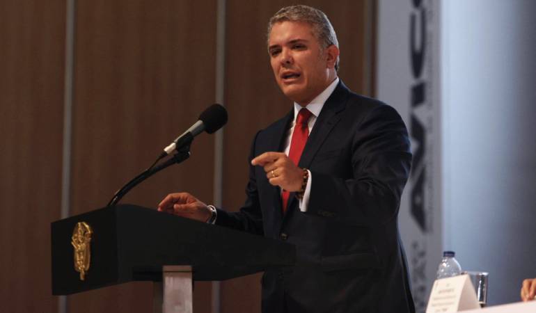 Congreso Avícola.: Duque propone eliminar impuestos a quienes generen empleo en el campo