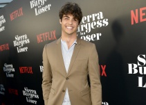 Noah Centineo, el actor de Netflix que trae loca a más de una