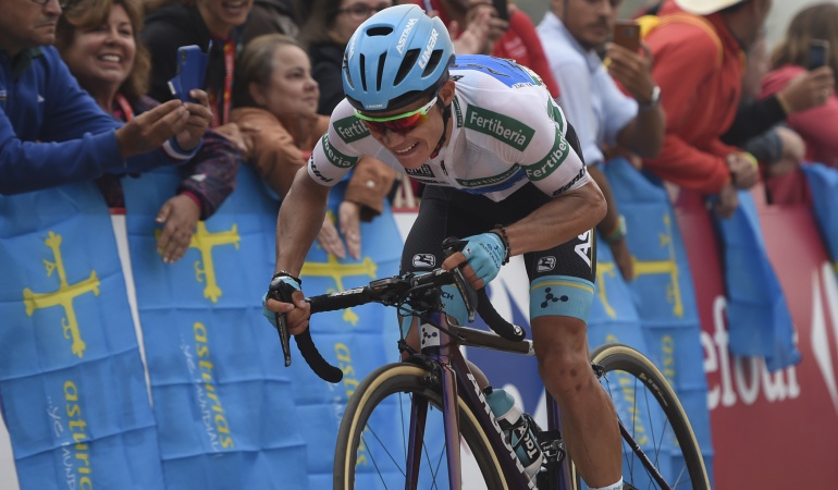 Superman Lopez Vuelta a España: Miguel Ángel López: "Contento con el podio, pero quería ganar la etapa"