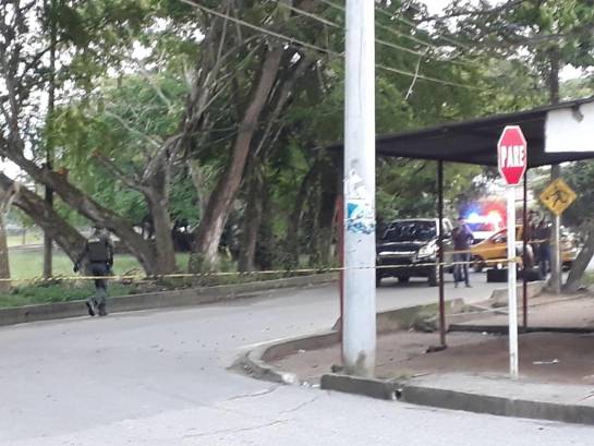 Atacan con granada a policía en Arauca Atacan con granada a policía en Arauca