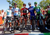 ¡Colombia en lo más alto! 'Supermán' López, tercero en la Vuelta a España