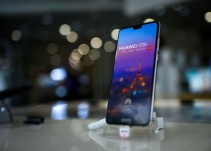 Huawei trabaja en el primer teléfono móvil plegable