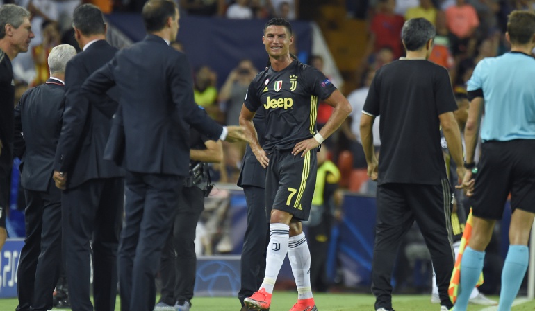 Cristiano Ronaldo expulsión: Murillo provocó primera expulsión de Cristiano en Champions League
