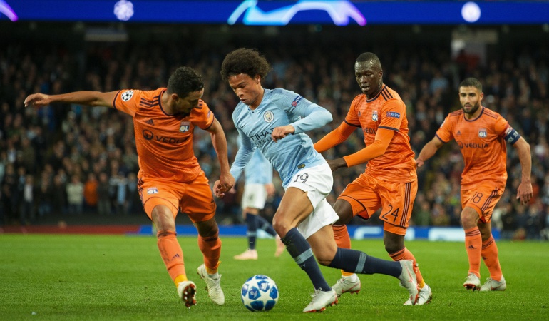 manchester city lyon: Lyon convierte en pesadilla el estreno del Manchester City