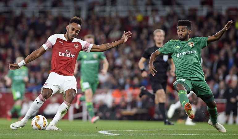 europa league: Arsenal arranca con una goleada y el Milan deja dudas en la Europa League