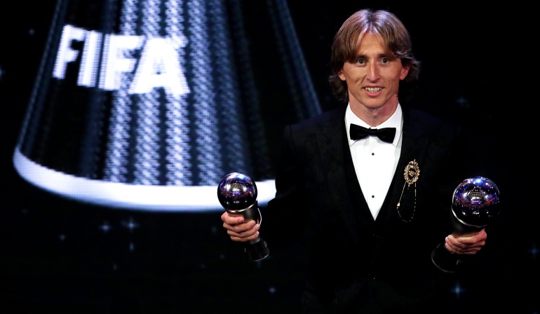 Luka Modric The best: Modric: "Sería increíble ganar la cuarta Champions con el Real Madrid"