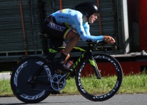 Contreras fue 37 y Rohan Dennis es el nuevo campeón mundial de la CRI