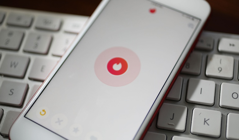Nueva función en Tinder: ¡A conseguir pareja en conciertos! Tinder anuncia nueva función