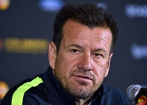 Dunga: "Respeto mucho a Colombia, pero no he hablado con nadie allá"