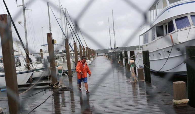 Huracán Michael: Colombianos en Florida se refugian del huracán Michael