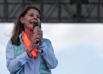 Vicepresidenta pide investigar ‘volteo de tierras ilegal’ en Floridablanca