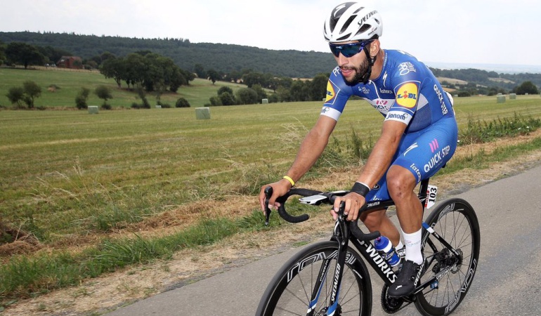 Fernando Gaviria fractura clavícula: Fernando Gaviria no tendrá que ser operado tras fractura de clavícula