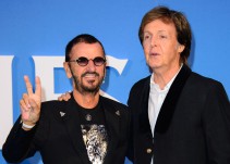 Ringo Starr niega haber participado en las 'masturbaciones' en los Beatles