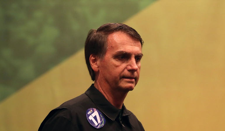 Elecciones Brasil: Homofóbico Bolsonaro, se muestra amigo de homosexuales en busca de votos