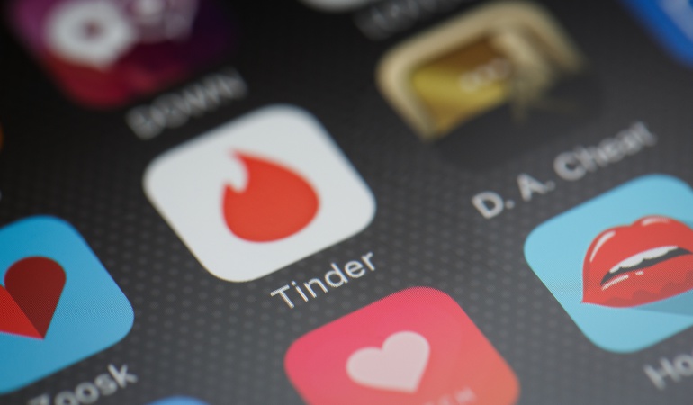 Estafas Tinder Duarte Xavier: ¡Que no le pase! Hombre fingía ser mujer en Tinder para tener sexo