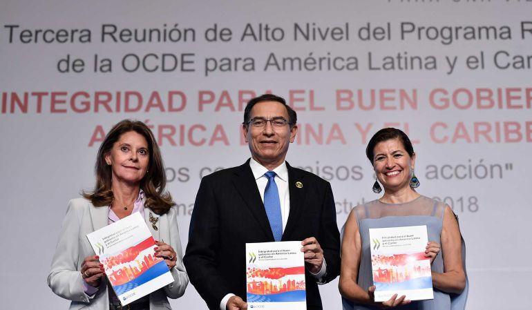 Corrupción: Vicepresidente propone crear lista negra de corruptos