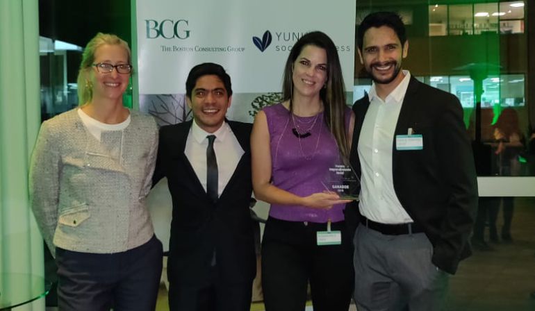Premio Emprendimiento Social BCG-Yunus.: Plataforma digital para mujeres gana Premio Emprendimiento Social BCG-Yunus