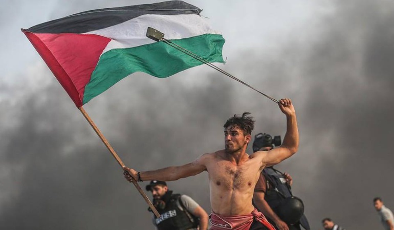 Foto viral Palestina libertad: 'La Libertad guiando al pueblo', Palestina le da vida