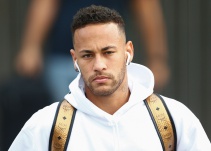Tres magistrados juzgarán a Neymar por estafa en su fichaje por el Barça