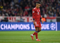 Thiago Alcántara sufre rotura de ligamentos y cápsula en el tobillo derecho