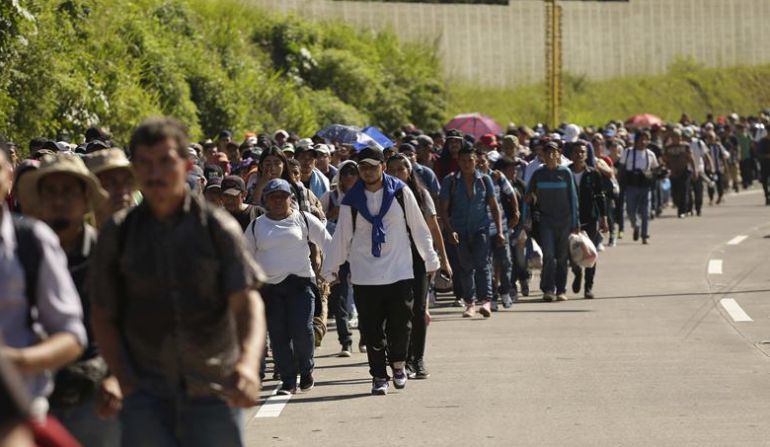 Presidente Estados Unidos: Trump aumenta a 15.000 los militares que podría enviar a la frontera