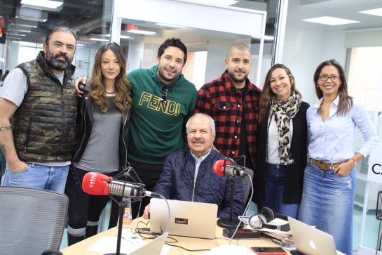 El duo estuvo en los micrófonos de 6AM de Caracol radio y contaron todos los detalles sobre su vida y carrera artística. El duo estuvo en los micrófonos de 6AM de Caracol radio y contaron todos los detalles sobre su vida y carrera artística.