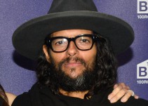 Robi Draco Rosa lanza su marca de cannabis medicinal