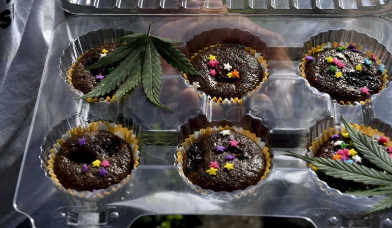 Brownnies de marihuana Facebook: ¡A un clic! Brownies de marihuana se vendían en Facebook