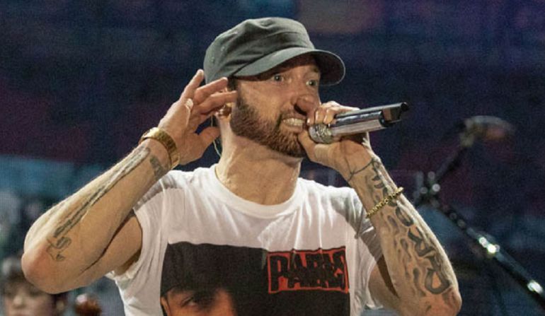 Sorpresa de Eminem.: Eminem se luce con el bonito gesto que tuvo con sus fans