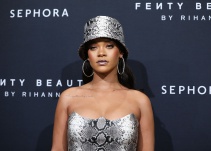 Rihanna ataca a Donald Trump por utilizar una de sus canciones