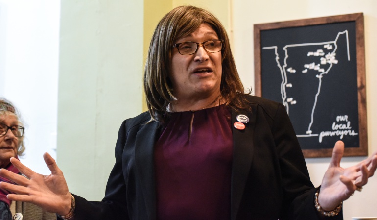 Candidata transgénero de Vermont espera hacer historia en elecciones