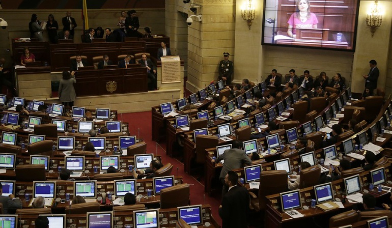 Declaración de renta de congresistas: Con cambios, se aprobó proyecto de declaración de renta de congresistas