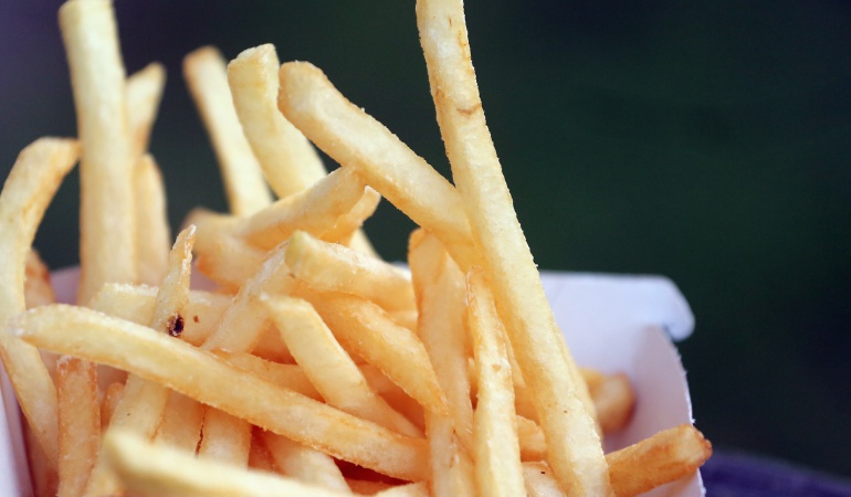 Restricción a papas fritas: Bélgica quiere llevar a Colombia ante OMC por restricciones a papas fritas