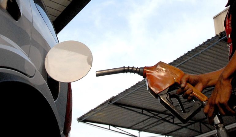 precio: A la medianoche sube la gasolina