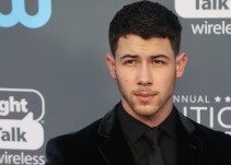 Muchos (a) enloquecen con video sexual de Nick Jonas