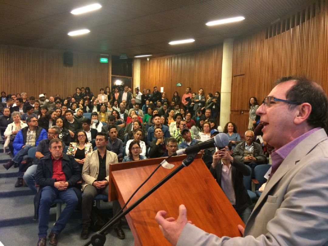 Alcaldía de Bogotá.: Jorge Rojas va por firmas para lograr ser candidato a la Alcaldía de Bogotá