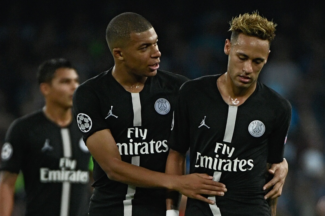Lesiones de Neymar y Mbappé: Neymar sufre una elongación y Mbappé una contusión