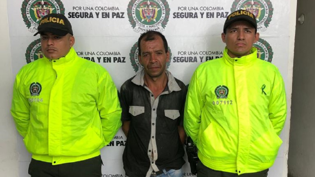 A la cárcel hombre que maltrato a su madre e hija