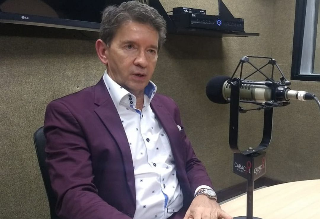 Revocan orden de arresto al gobernador de Antioquia