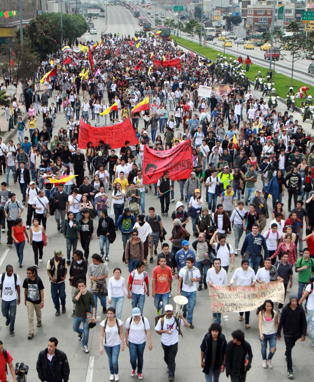 Protestas universitarias: Estudiantes alistan marcha para la madrugada de este miércoles
