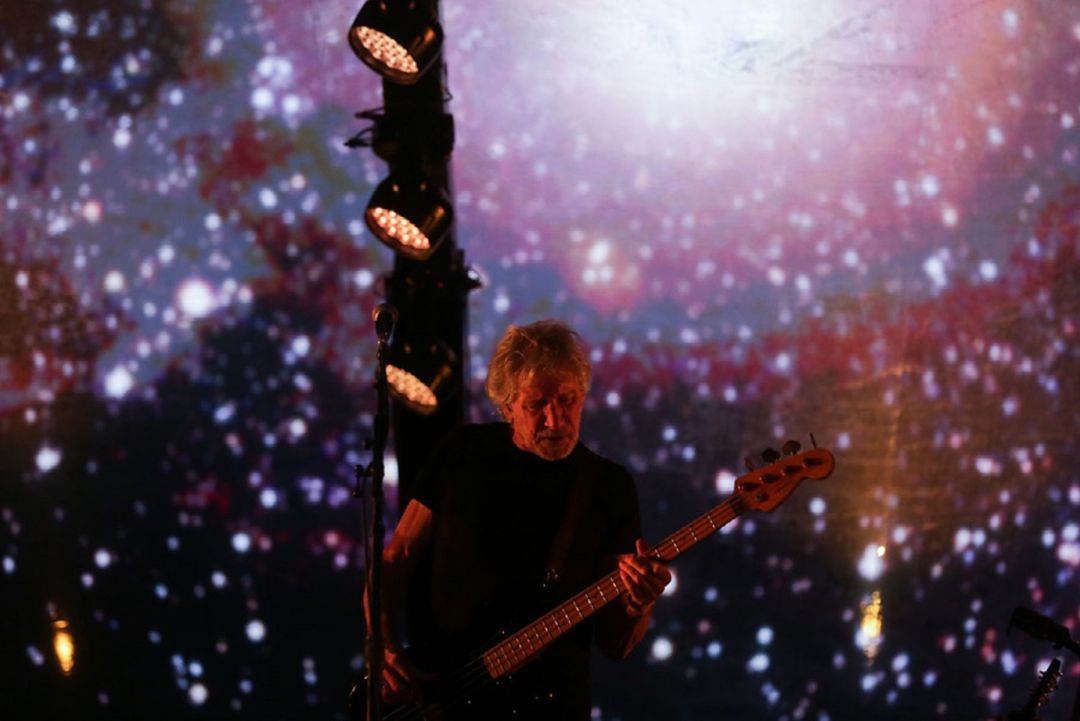 Roger Waters se unió a los estudiantes: Durante su concierto Roger Waters se unió a lucha de los estudiantes