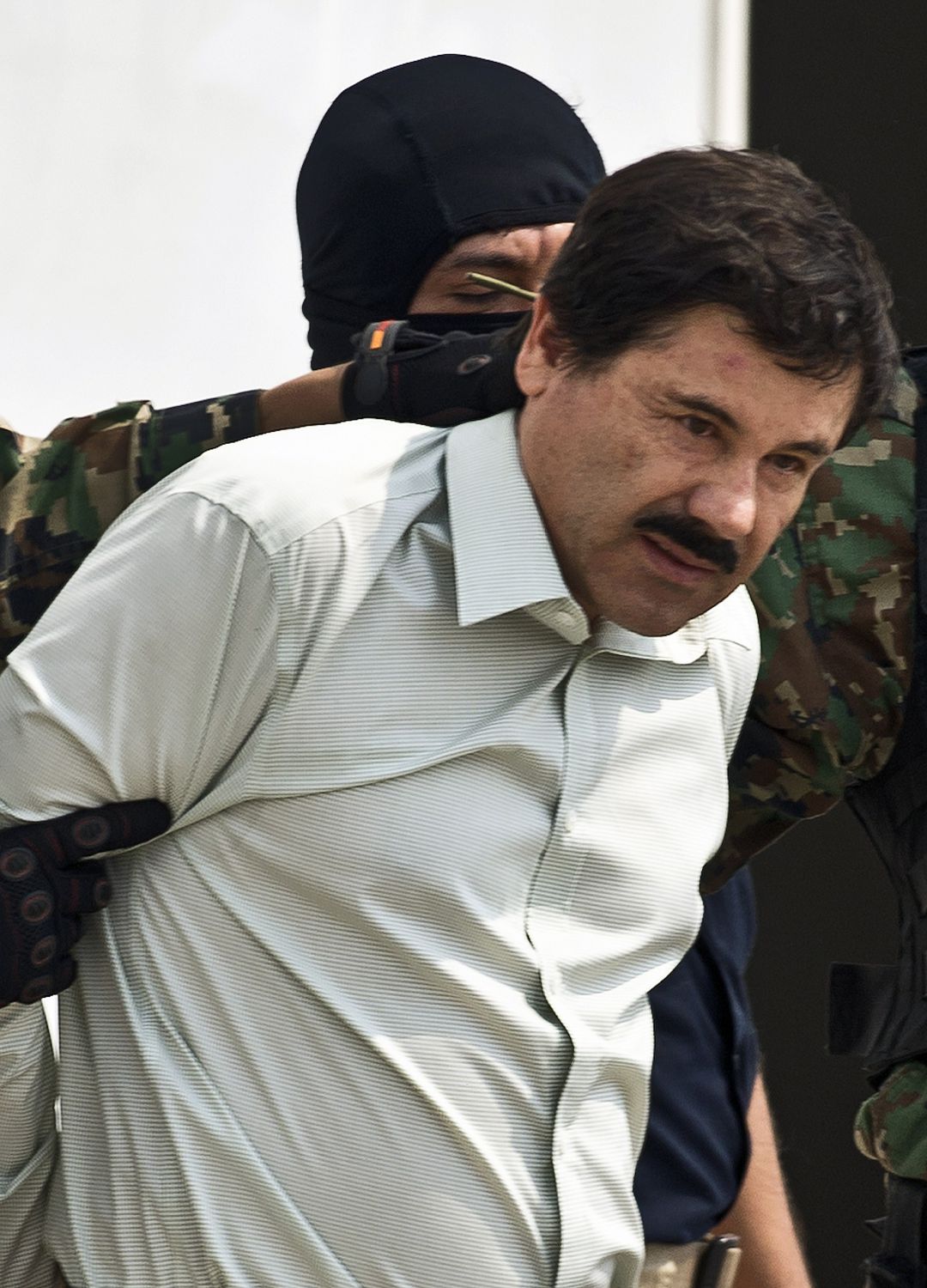 La lujosa arma del chapo Guzmán: ¡En oro y diamantes! así era la lujosa arma que usaba el ‘Chapo’ Guzmán