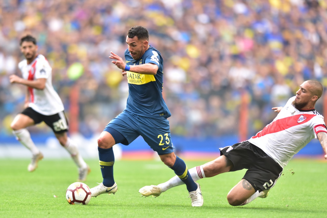 Carlos Tévez Boca Juniors.: Carlos Tévez: "Nos están obligando a jugar"