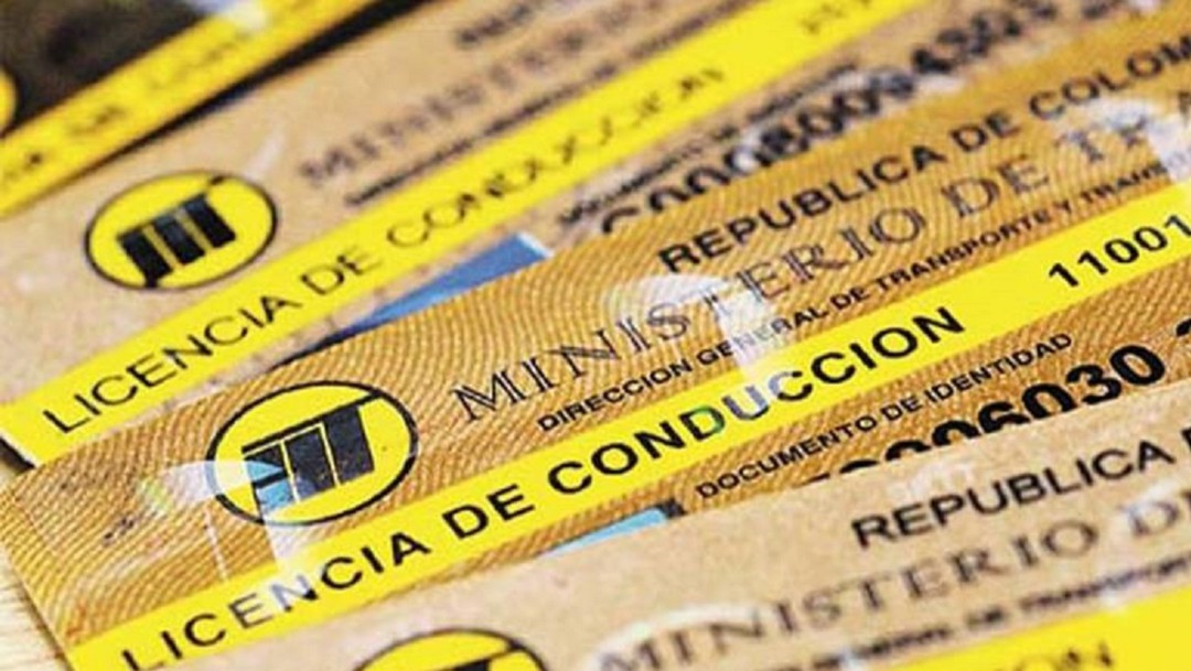 Cae banda de tramitadores de falsos certificados de conducción en Boyacá