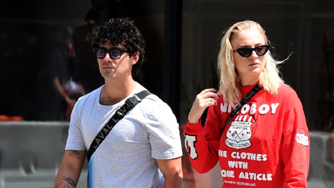 Joe Jonas y Sophie Turner ya están en la India para la boda de Nick y Priya
