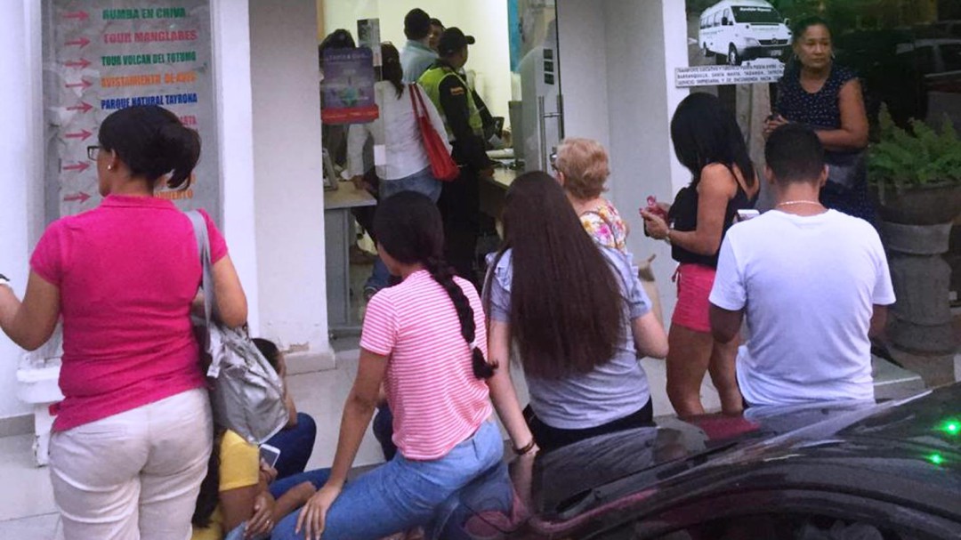 Estudiantes de bachillerato en Cartagena denuncian estafa por un crucero